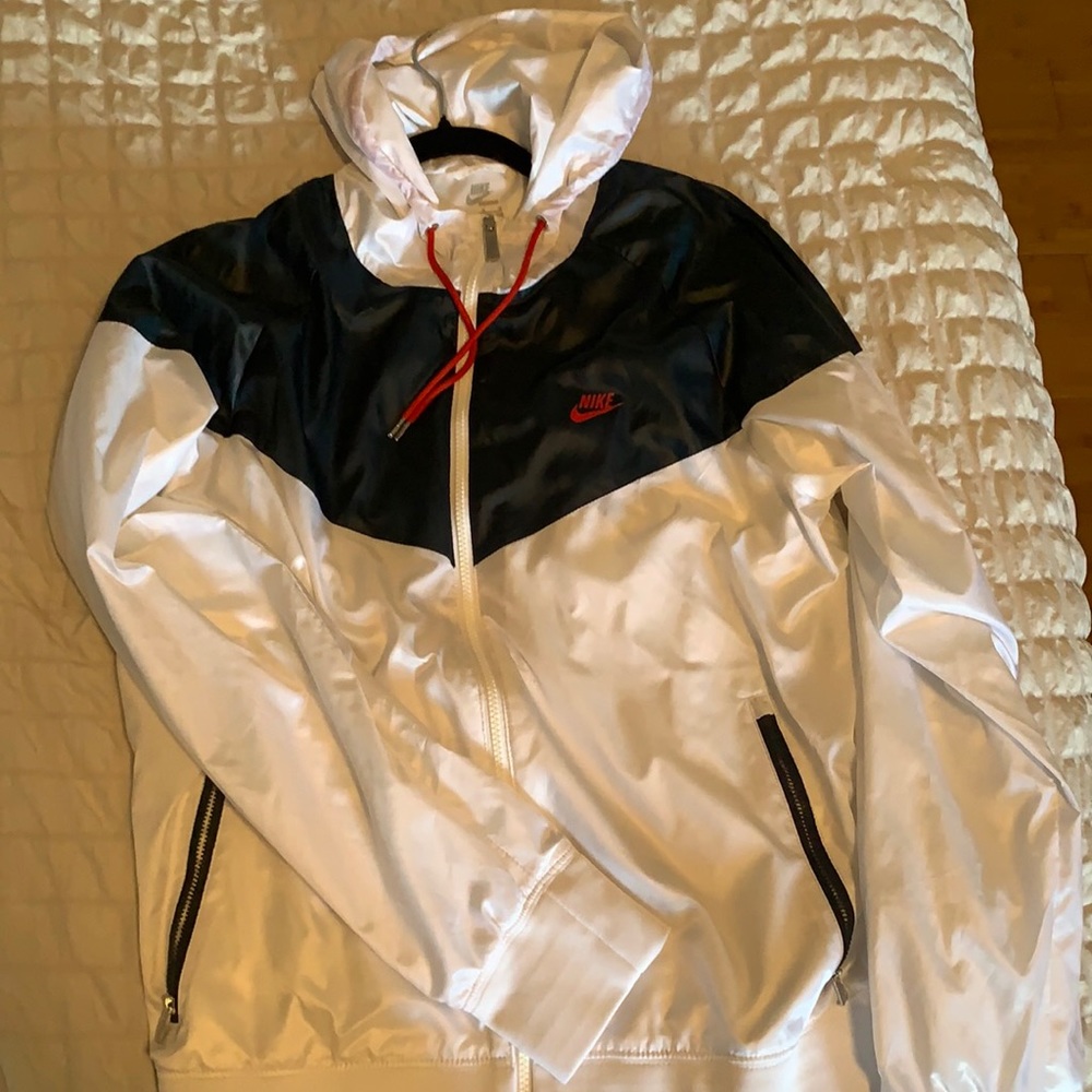 Nike Sports Windbreaker